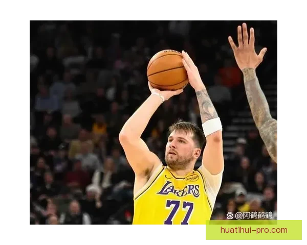 华子复出命中率低似卧底森林狼有意稳住第六东契奇腿筋伤势影响深远