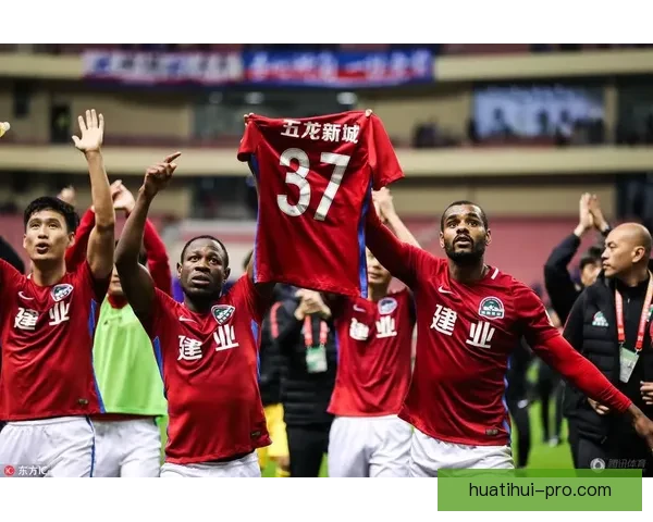 基米希：凯恩即使受伤也坚持出战为球队拼尽全力